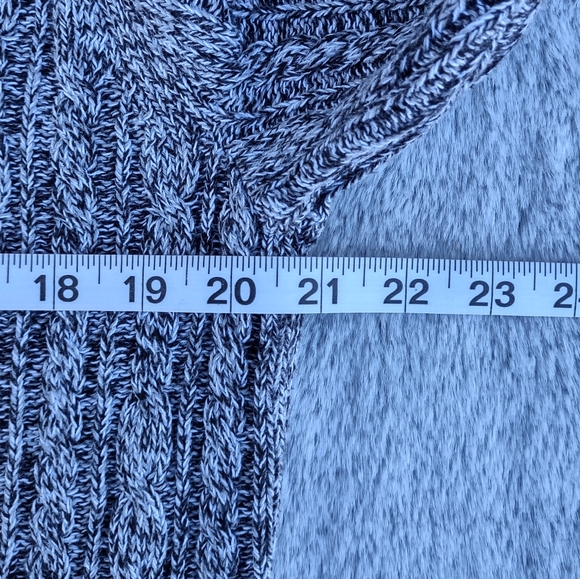 Croft & Barrow Cable Knit V Neck Pullover X-Large Space Gray - Picture 7 of 9
